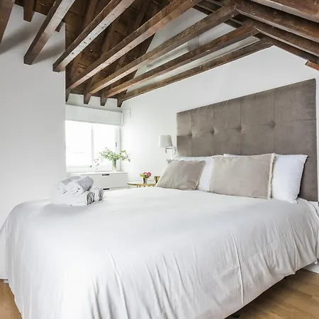 Apartment Genteel Trinidad Grund